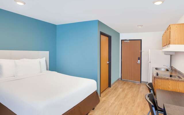 Extended Stay America Select Suites - Phoenix - North