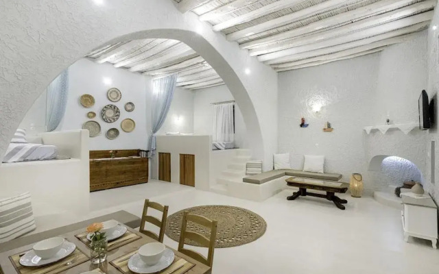 Rose Traditional House