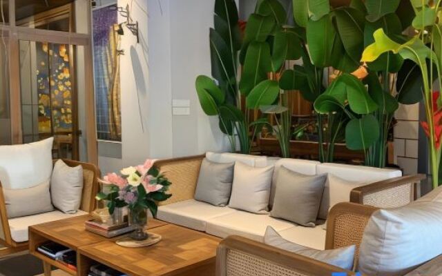 Sanae' Oldtown Hotel