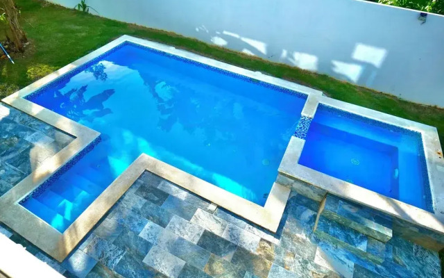 Villa Pravda Guerra 4BR 6BDS 12PAX