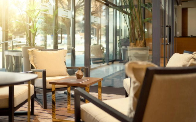 Atrium Hotel