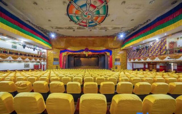 JI Hotel (Jiuzhaigou Scenic Area)