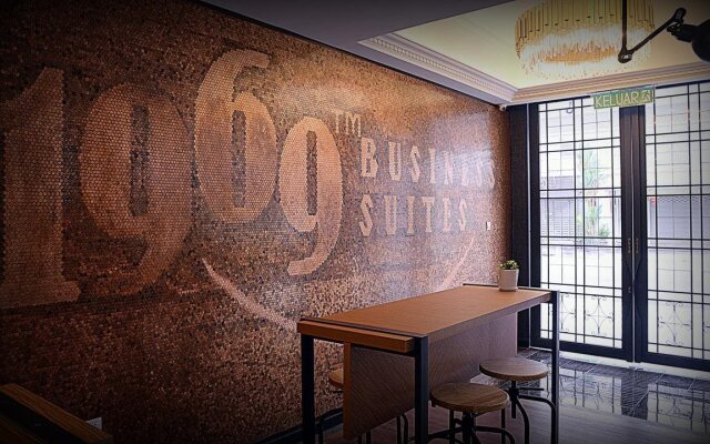 1969 Business Suites