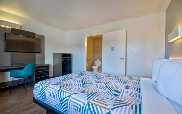 Motel 6 Santa Fe