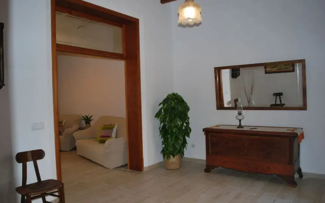Can Moranta by Localite