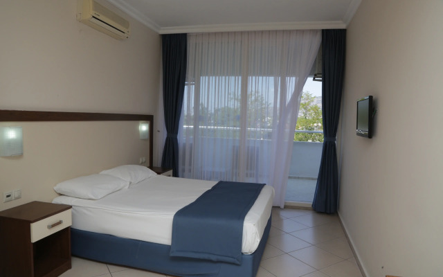Batihan Beach Resort & Spa