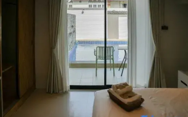 R2 Bed and Pool Kanchanaburi