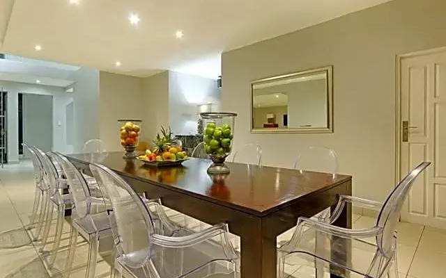Vetho House