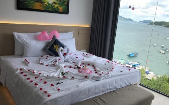 Nha Trang Harbor Apartments & Hotel