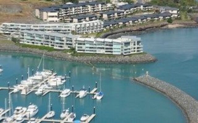 Peninsula Airlie Beach