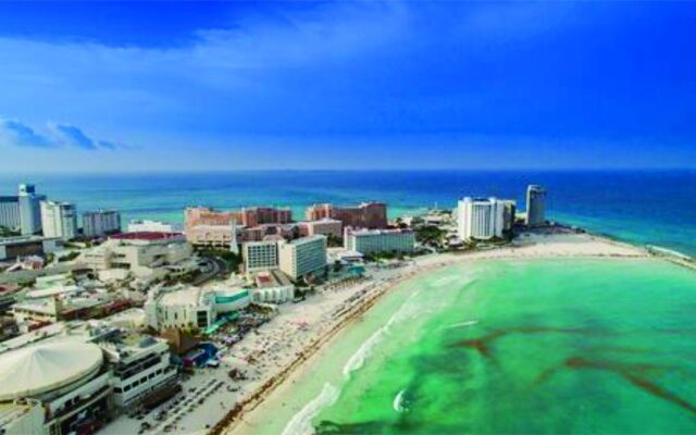 All Inclusive Arts Hotel Cancun Beaches Zone