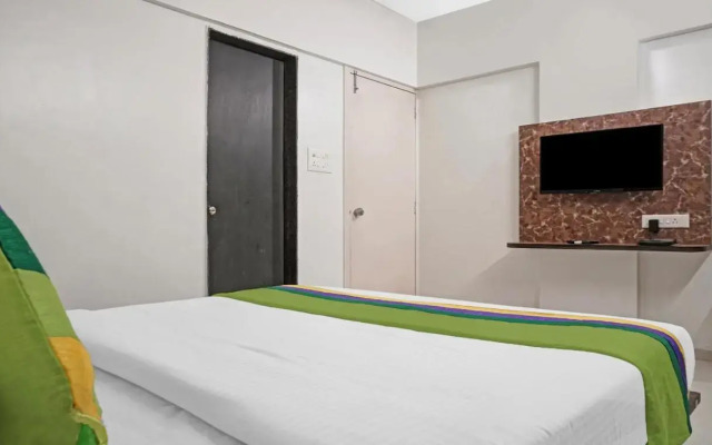 Treebo Diamond Residency - DDPK Inn