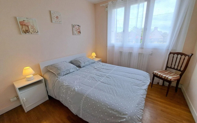 House in Treompan Near Sandy Beach