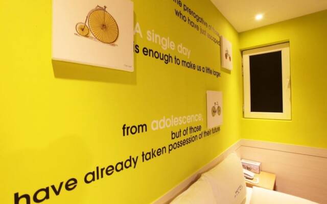 Seongbuk (Bomun-Dong) Piano