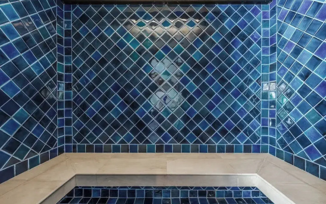 Naiharn 4br Private PoolVilla near Beach