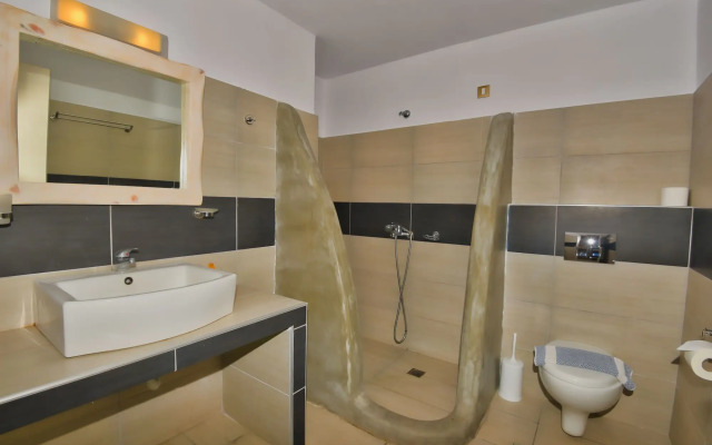 Hotel Omiros