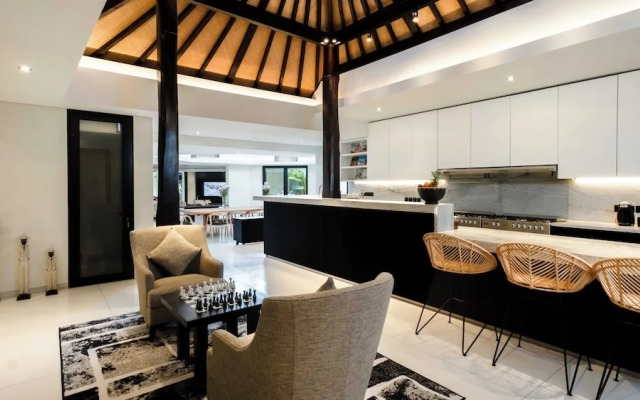 Villa Kubu Dewi Sri by Villa Finder