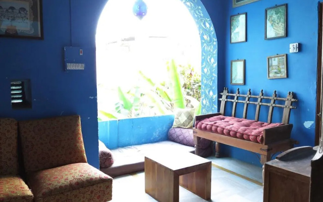 Pushp Guest House
