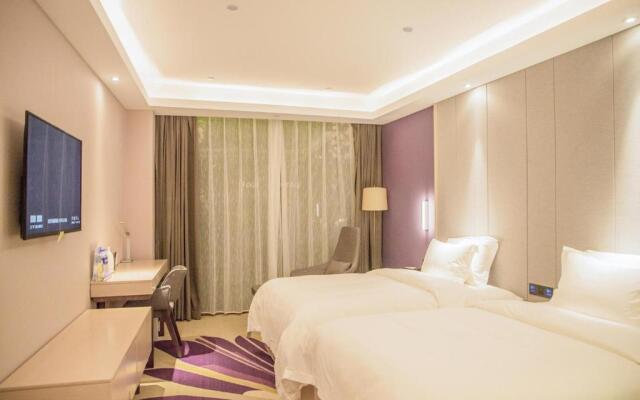 Lavande Hotels· Cangzhou Kaiyuan Avenue Rongsheng Plaza