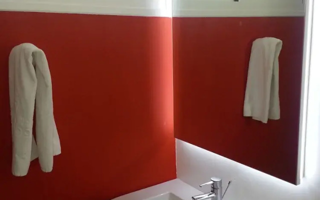 Eó Las Rosas Aparthotel
