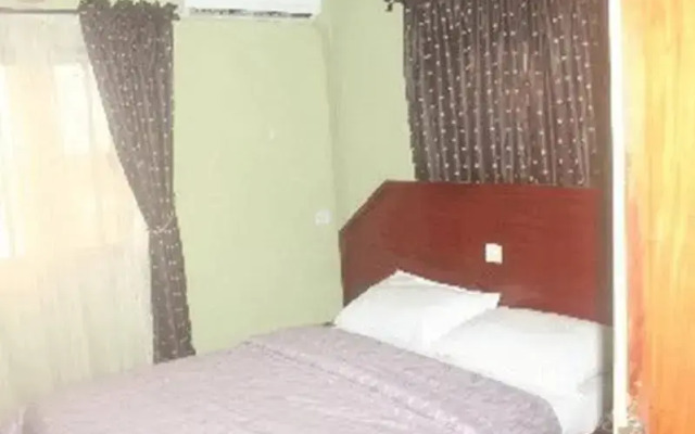 The Oragon Hotel