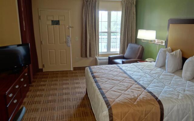 Extended Stay America Select Suites Raleigh RDU Airport