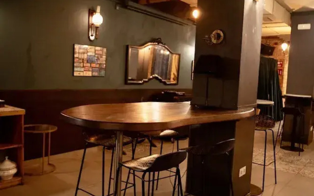 Hotel Lincoln Lounge