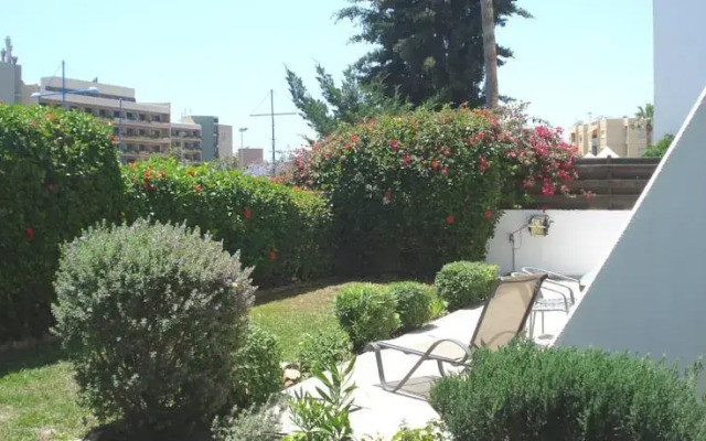 Apartment LA13 in Amathusia Beach