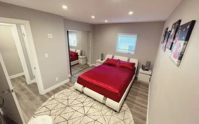 12A Venice Beach Access Stay