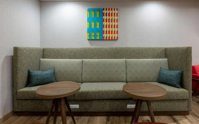 Hampton Inn & Suites Alpharetta Roswell
