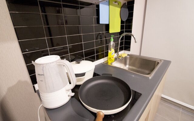 Apartment BTS On Nut, Convenience Store Nearby (bkmono13)