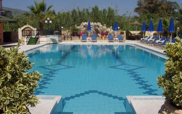 Paradise Apartments & Suites