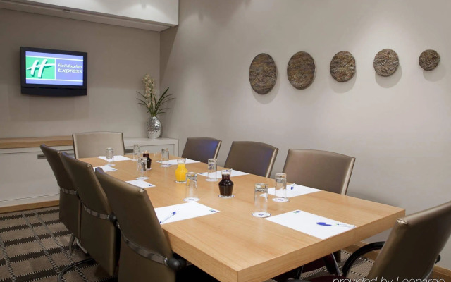 Holiday Inn Express Sandton Woodmead by IHG