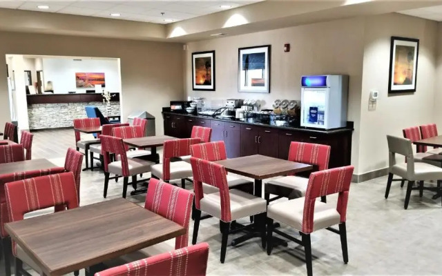 Super 8 Bonner Springs