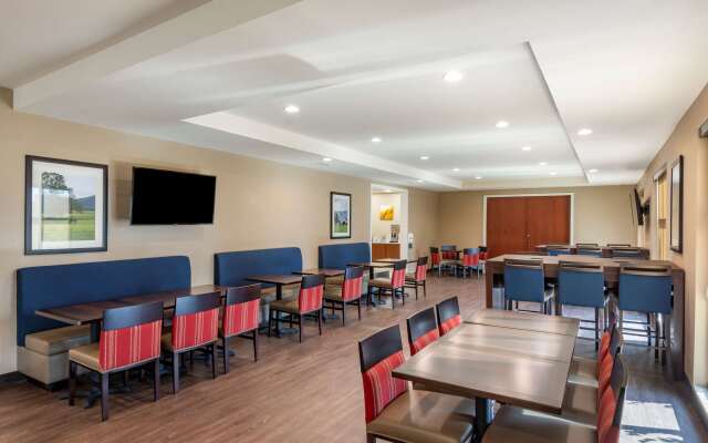Comfort Inn & Suites Charlottesville Hollymead Town Center