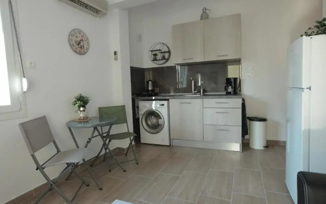 Family Apartment Chrisandro
