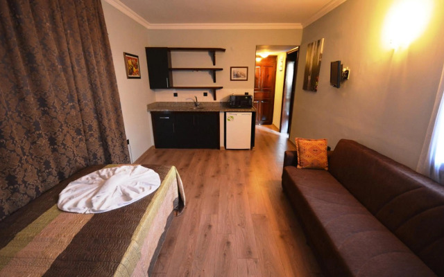 Hisar Holiday Club