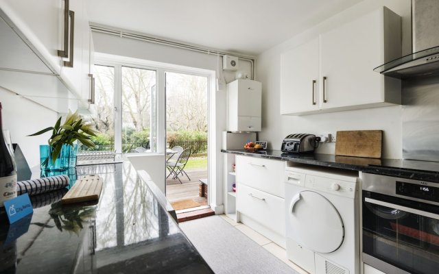 Bright And Spacious Philbeach Garden Apartment - Gk02