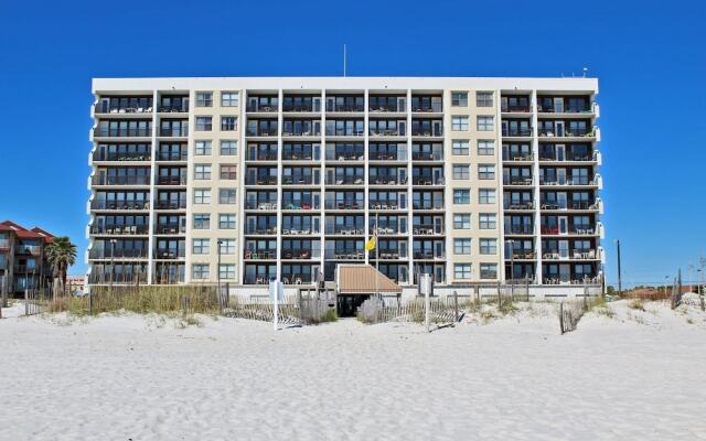 Island Winds East 605