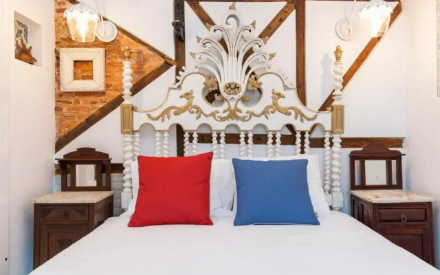 Romantic Medieval Apartment