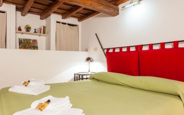 Rome as you feel - Teatro Pace Apartment