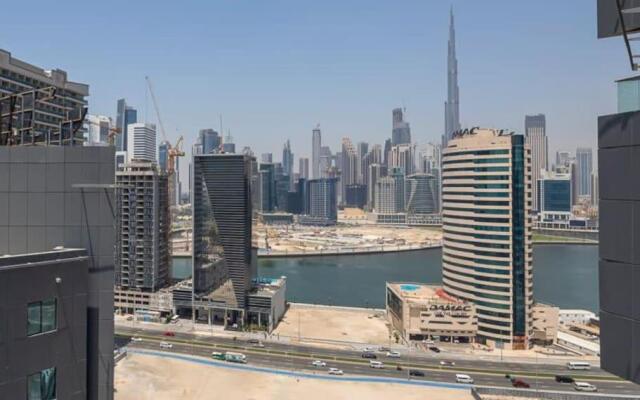 Frank Porter - Executive Bay