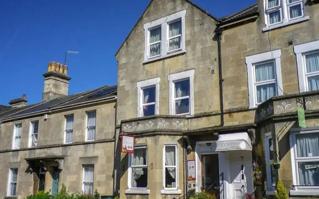 Lynwood House
