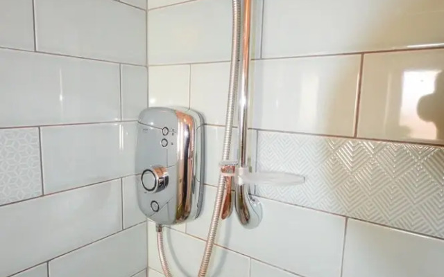 Gloucester Road Studio Flat