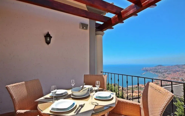 Scenic Apartment - Palheiro Village