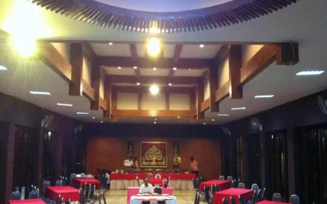 The Cinnamon Art Resort and Spa