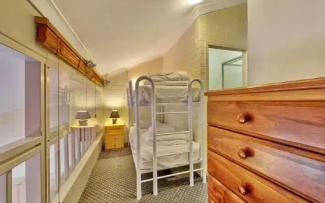 Snow Ski Apartments 14