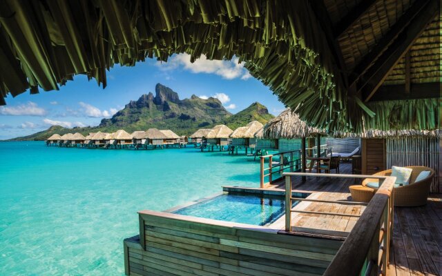 Four Seasons Resort Bora Bora