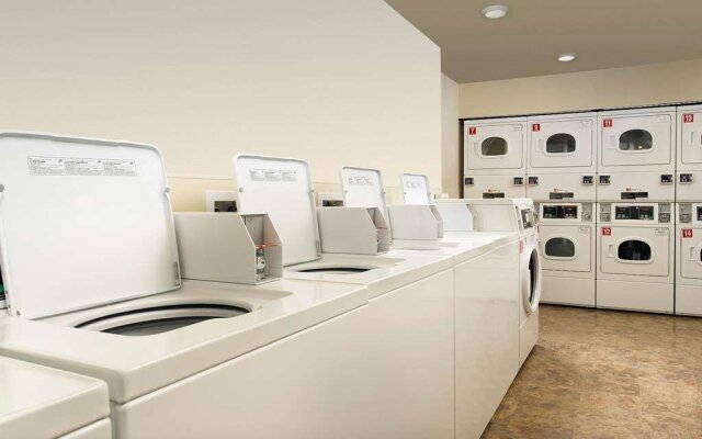 Extended Stay America Select Suites - Akron - South