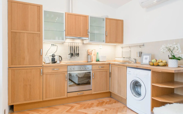 Oasis Apartments - Liszt Ferenc square